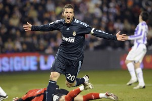 开云官网-范弗利特统治全场！森林狼惨遭独行侠逆转，关键先生主宰胜负