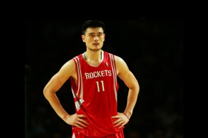 开云体育下载-阿什拉夫，绿茵场上的隐形操盘手—当澳大利亚与喀麦隆的胜负天平被他悄然拨动