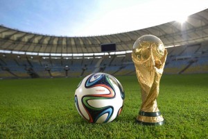 开云体育世界杯-血色夜幕下的奇迹之夜，2026世界杯生死战，伊朗横扫日本，姆巴佩虽败犹荣