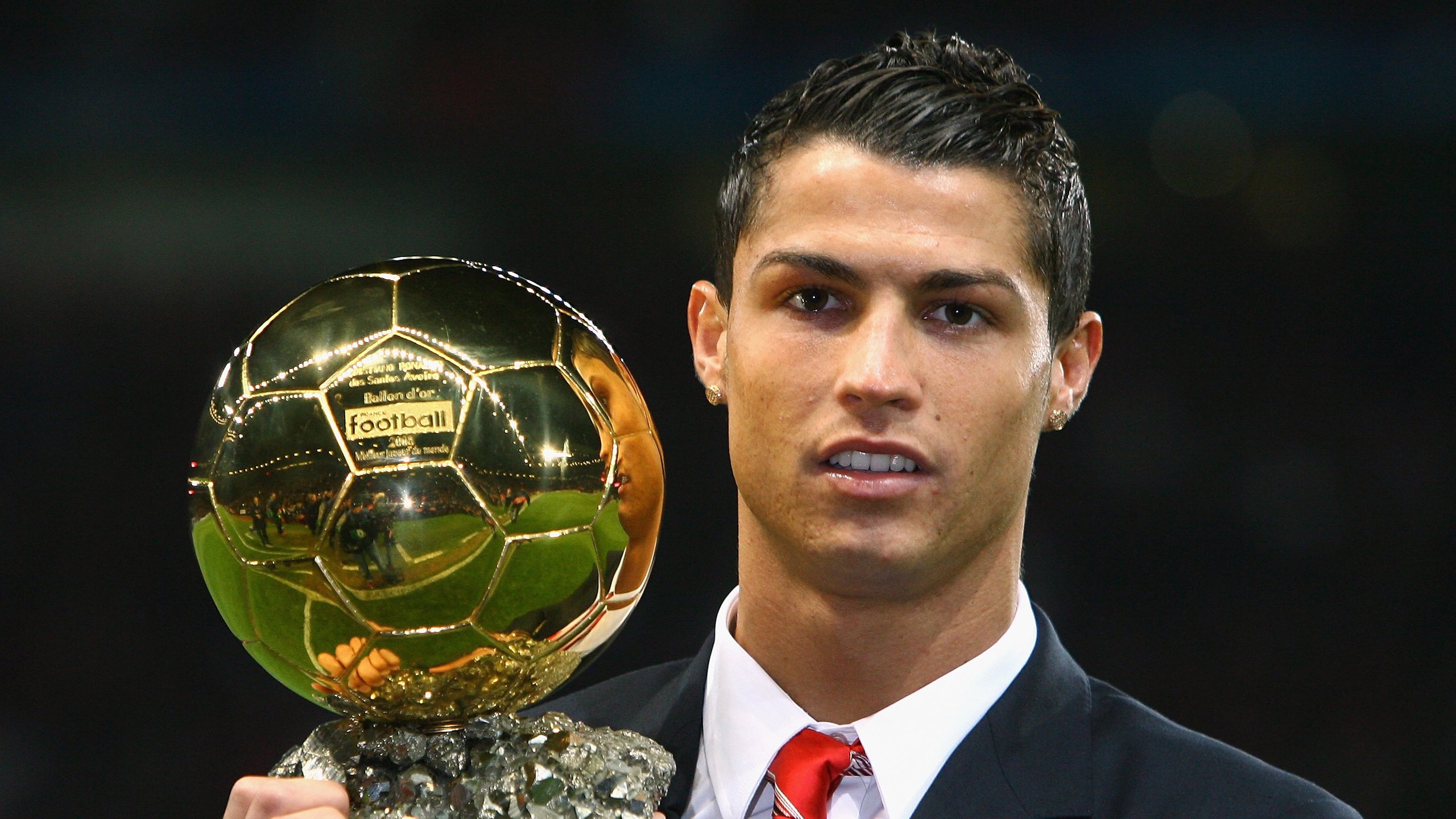 皇马压制比利亚雷亚尔，当战术铁幕落下，黄色潜水艇如何被逼至窒息